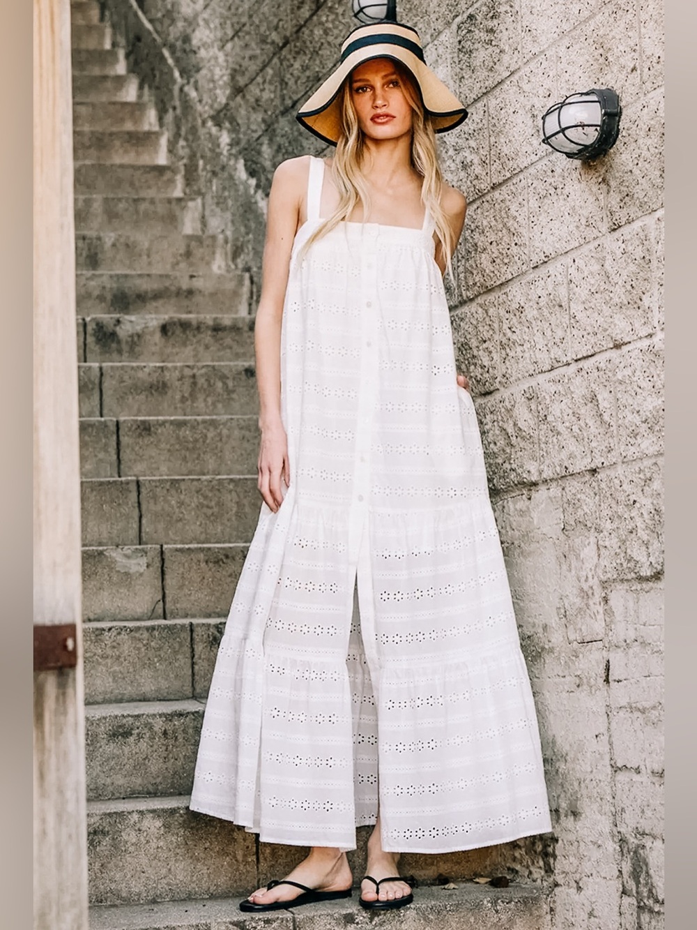 White eyelet maxi dress NWT - Picture 6 of 7